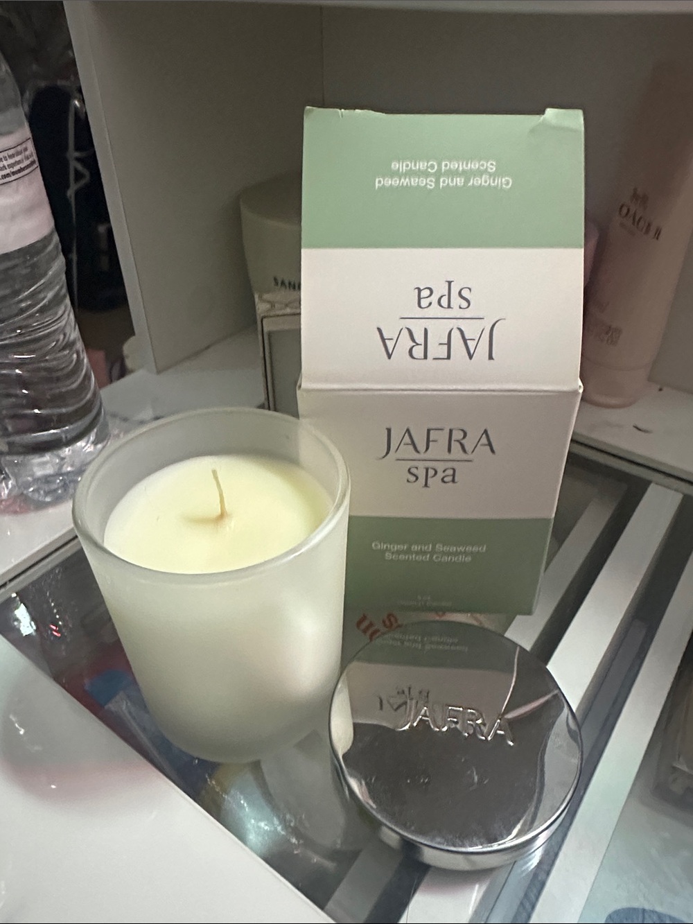 JAFRA Spa Ginger & Seaweed Scented Candle - White and Silver